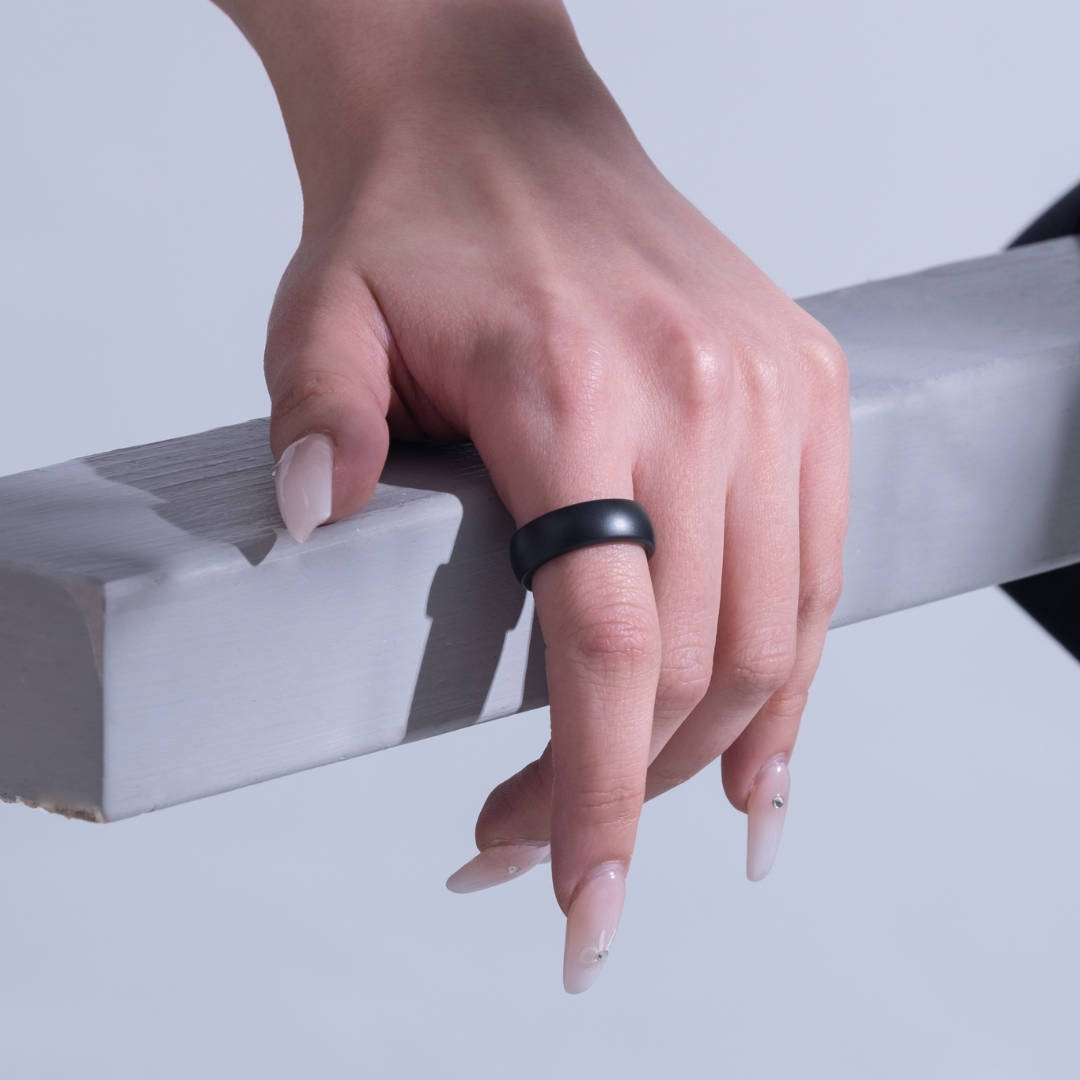 【ドコモ】EVERING MATTE(エブリング)