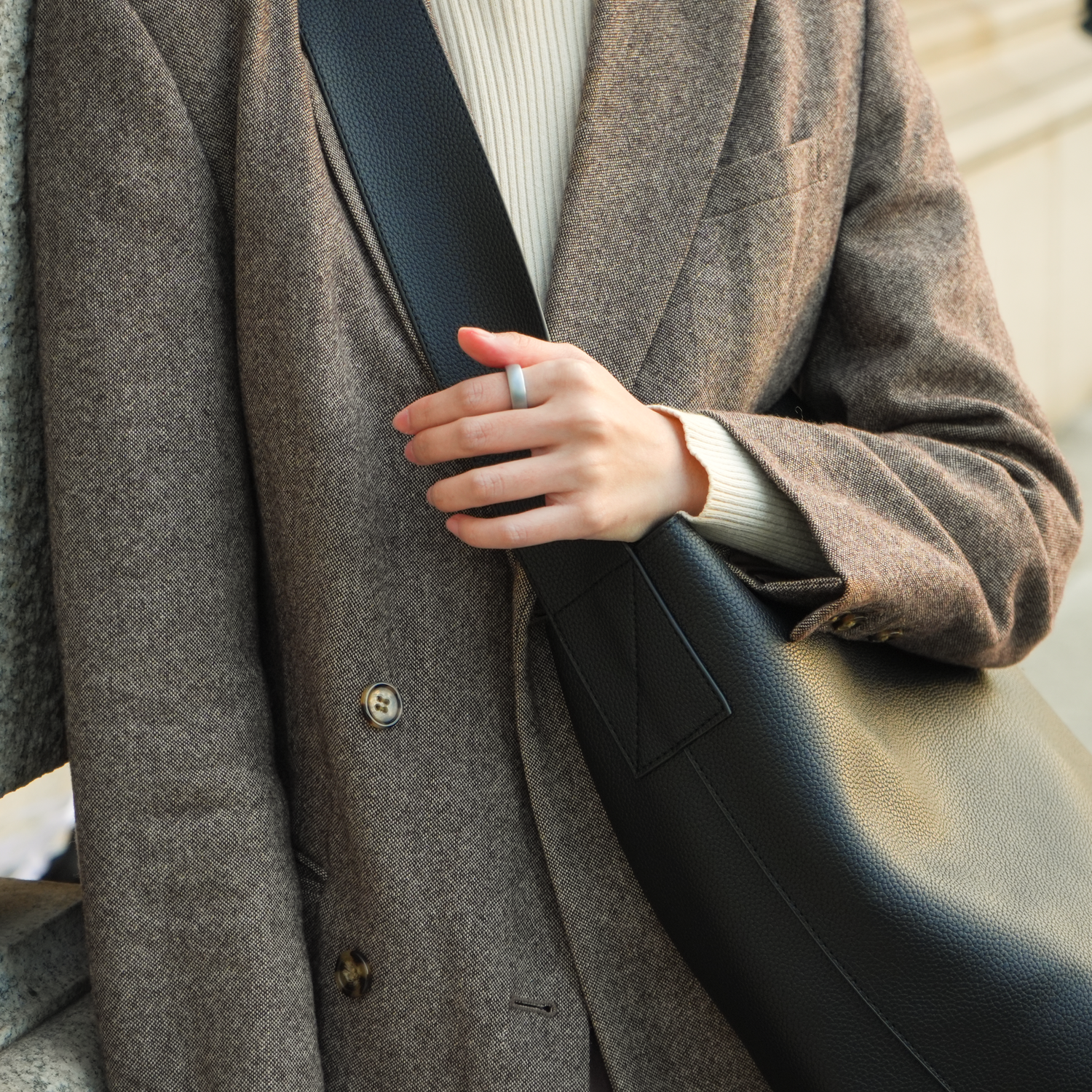 【ドコモ】EVERING MATTE（エブリング）